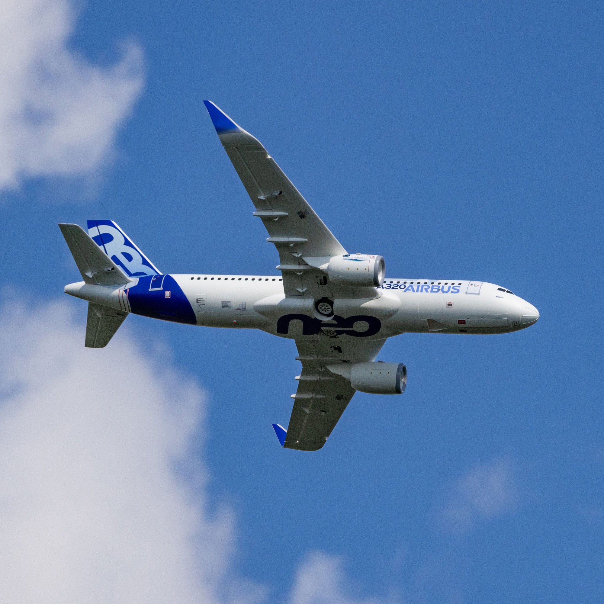 E-flite Airbus A320neo Twin 64mm EDF RC Jet Airliner BNF Basic with AS3X+ and SAFE Select With Livery