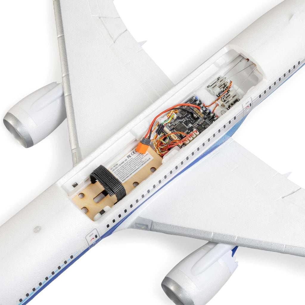 PREORDER 10/28/2026 E-flite EFL78750 Micro Boeing 787 Dreamliner Twin 30mm EDF BNF Basic AS3X SAFE