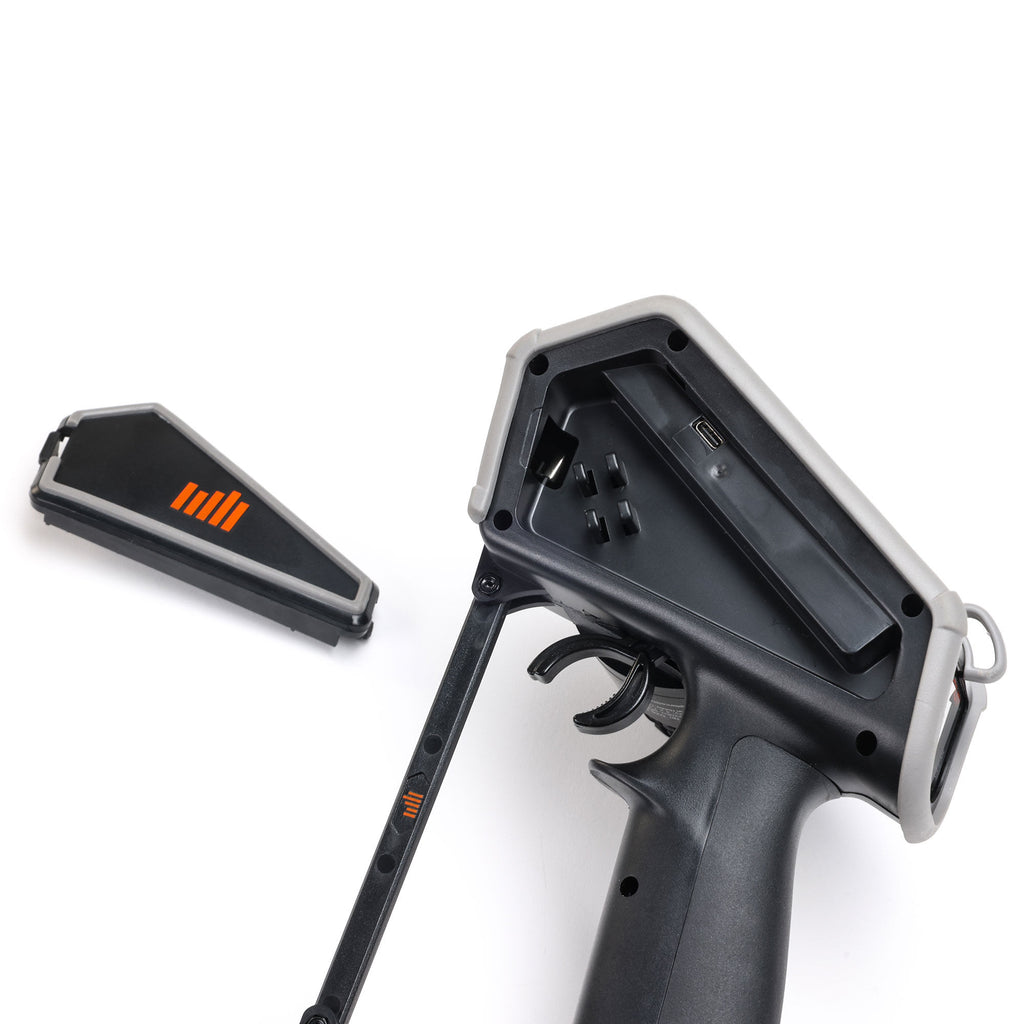 DX Rugged+ 12-Channel DSMR+ Transmitter SPM6220